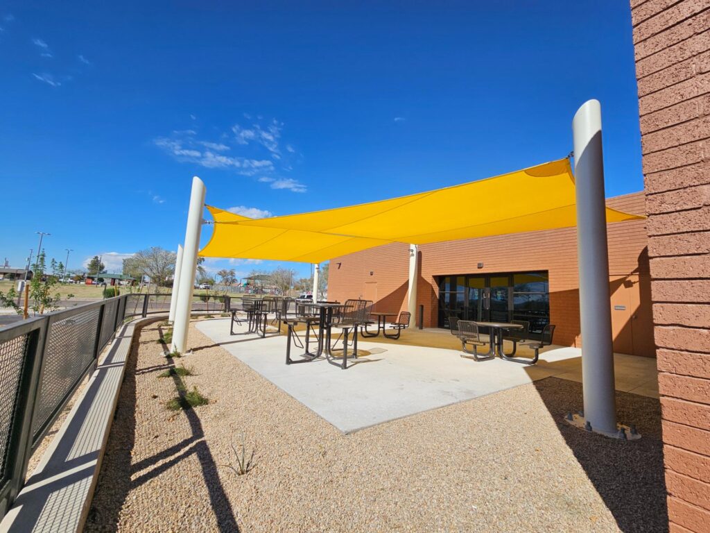 4-pt Tensioned Fabric Sails Phoenix